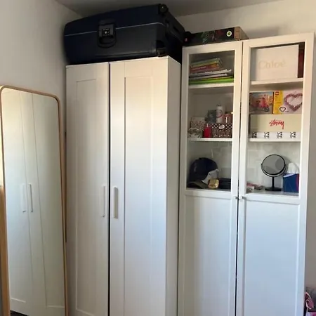 Private In A House With Other Tenants Near University Of Leeds And Leeds Arts منزل للإقامة ليدز